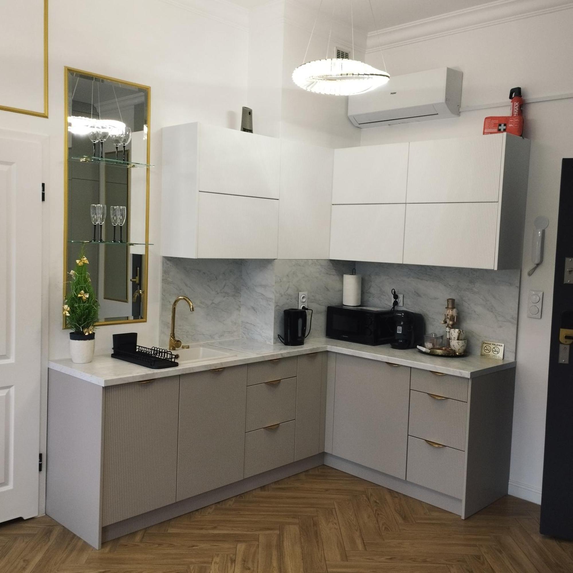 Apartament Z Jacuzzi Nova